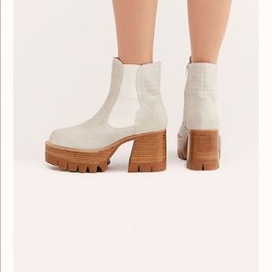 ISO preston platform size 8 color bone